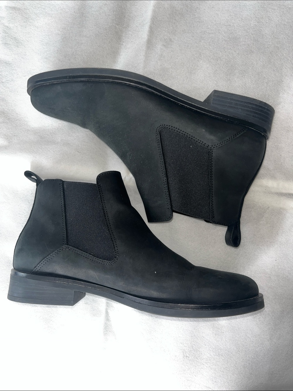 Clarks Black Chelsea Boots for women